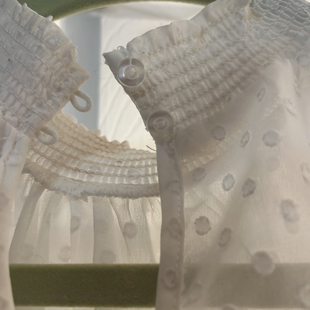 🌟 HOST PICK🌟 Dynamite blouse S - Picture 3 of 5